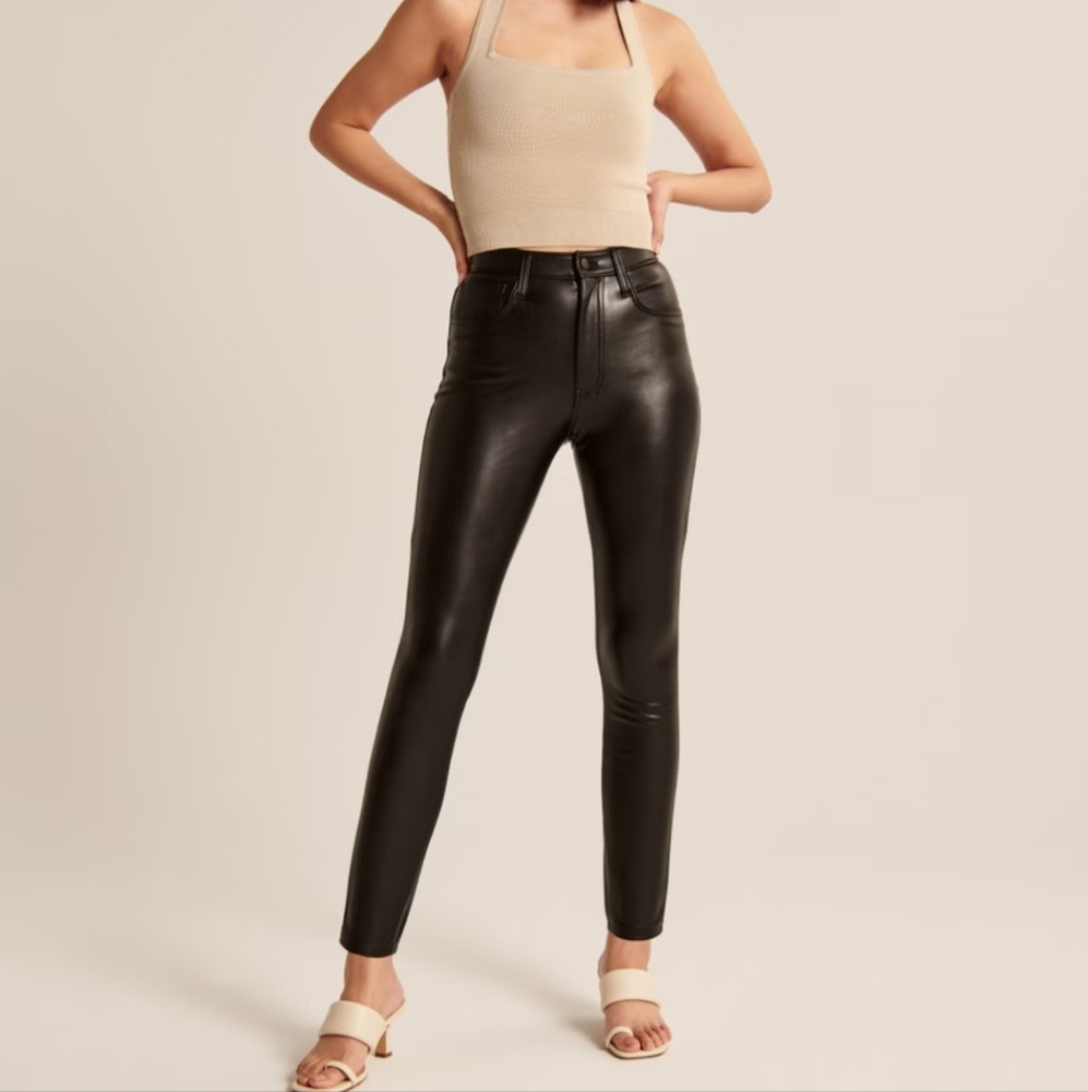 Abercrombie & Fitch Vegan leather pants the skinny high rise size 30 short